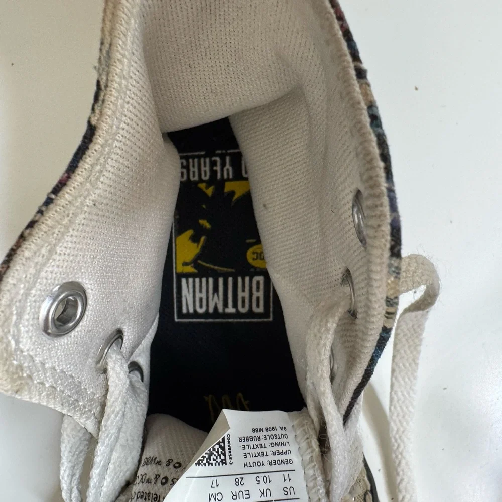 Batman boys high top converse size 11 - Picture 5 of 9
